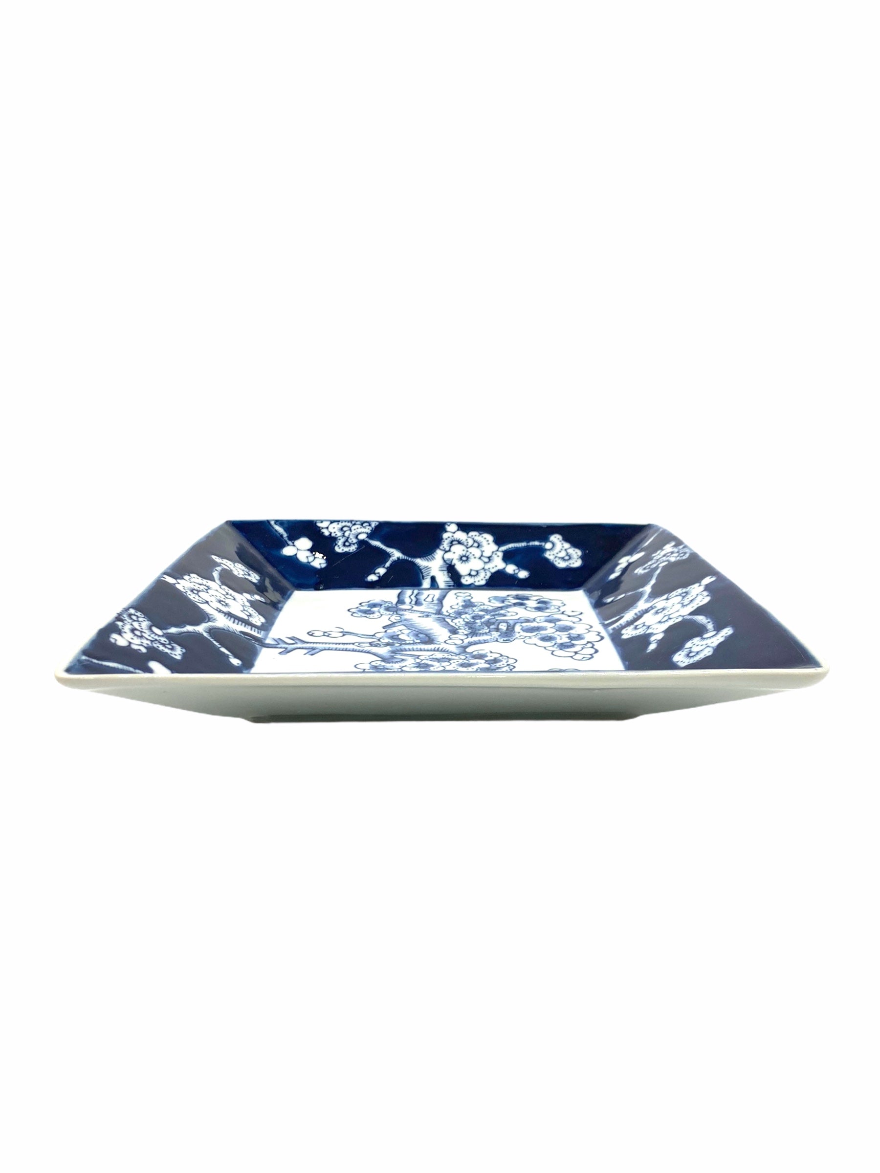 Navy and White Blossom Plate - Zjoosh