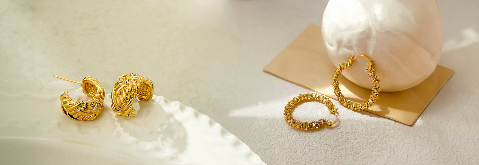 Zjoosh Gold flower pearl earring