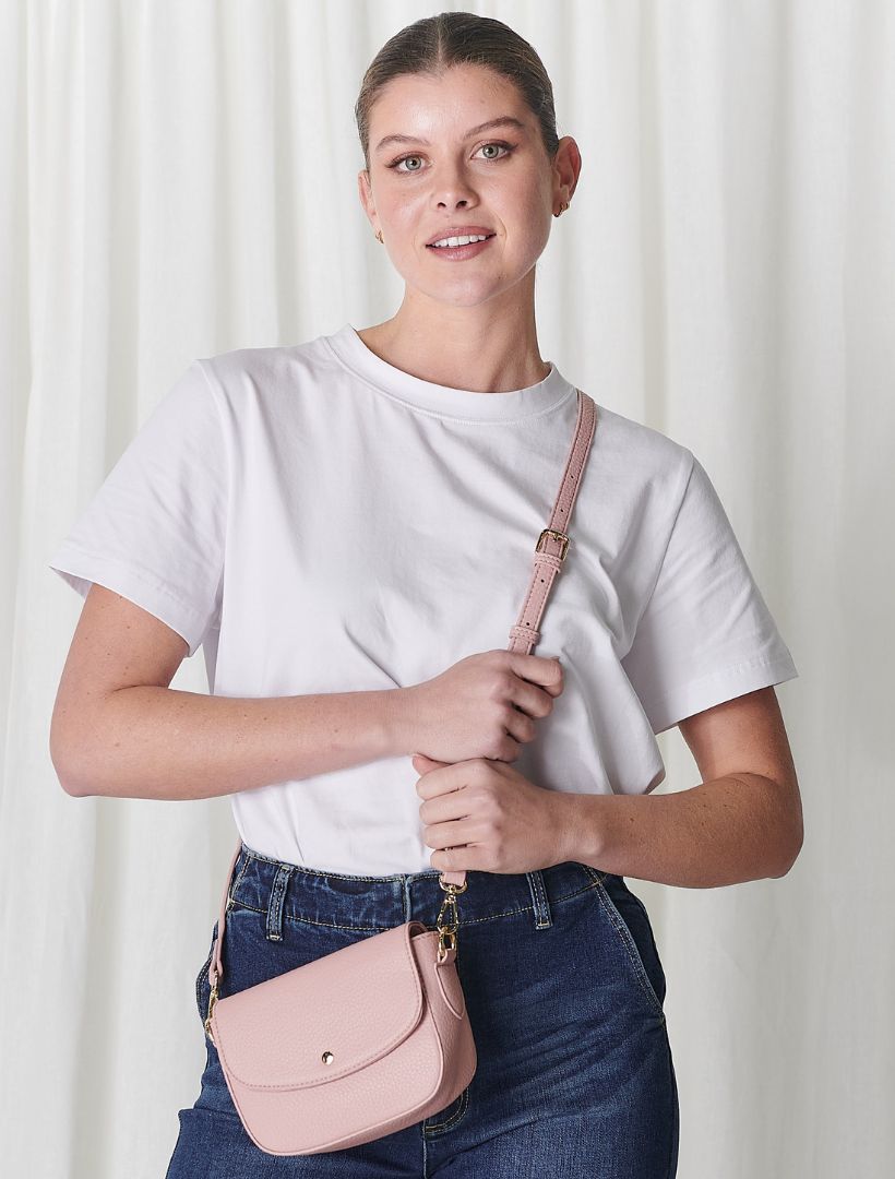 Front view - crossbody pink bag