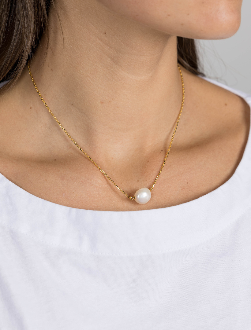 Lucienne Freshwater Pearl on Chain Gold