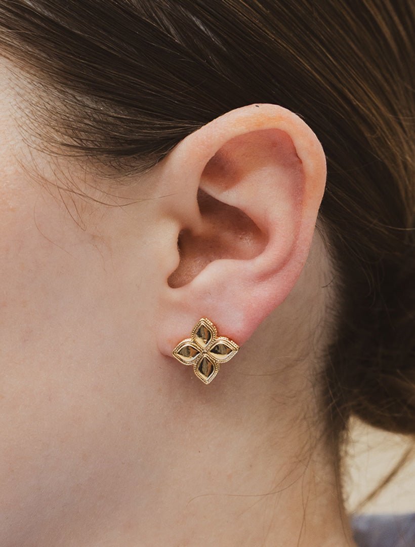 4 Petal Studs Gold - Zjoosh