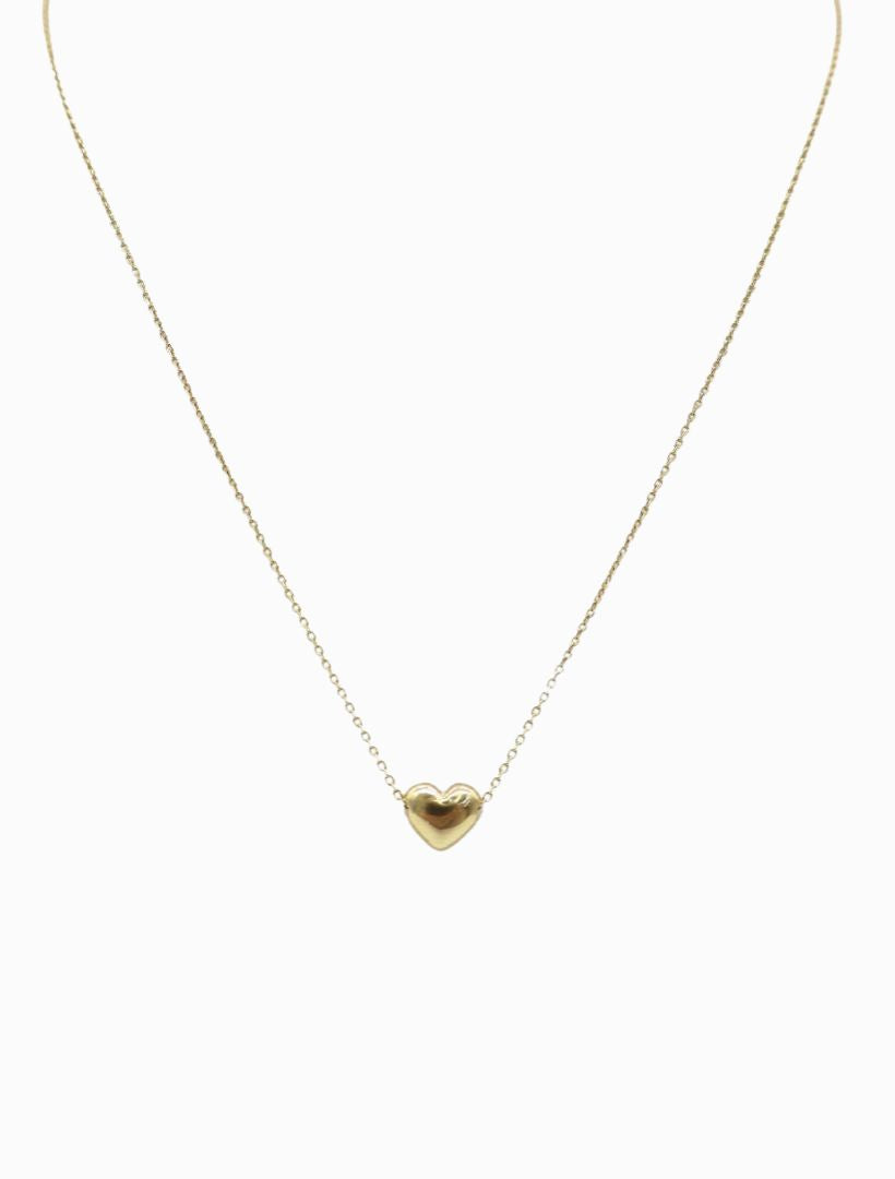 Front view - Gold heart dainty necklace