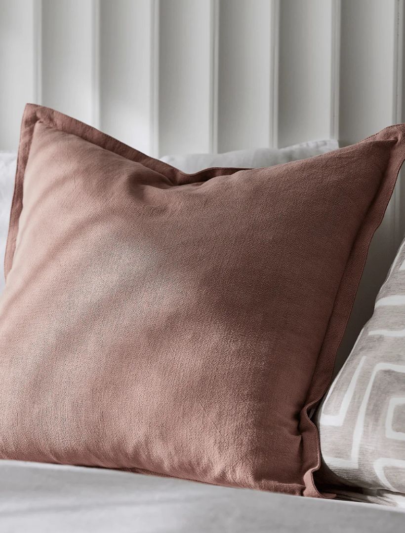 Front view - Pink blush cushion 