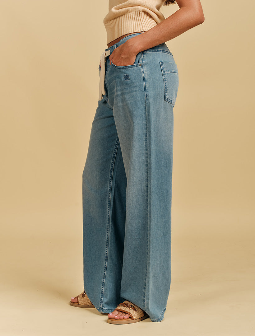 Amber Pale Wash Denim Jean