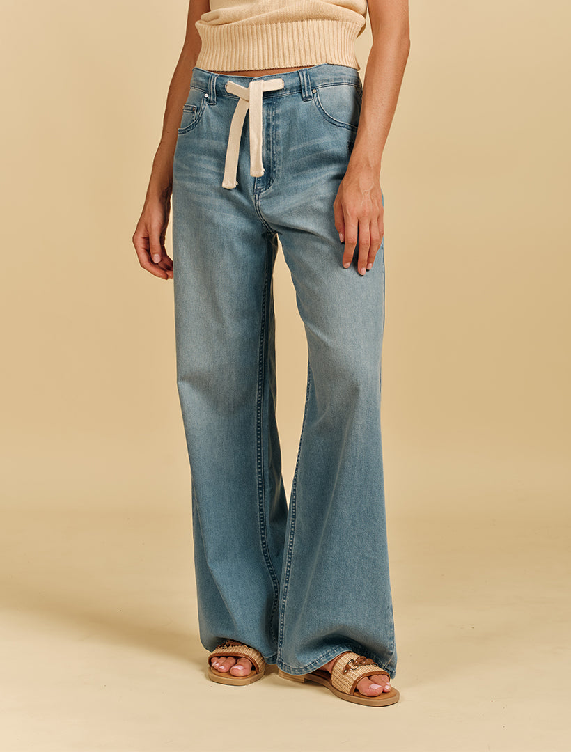 Amber Pale Wash Denim Jean