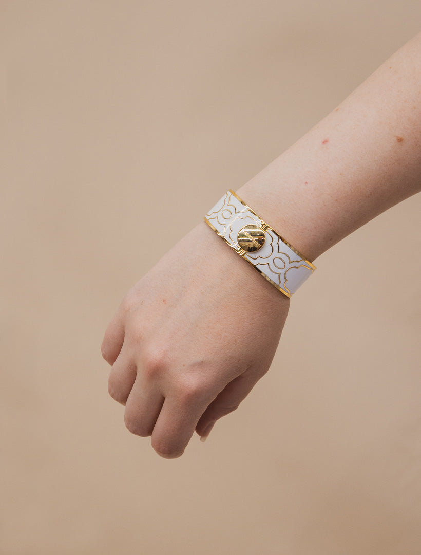 Symposium Enamel Cuff White