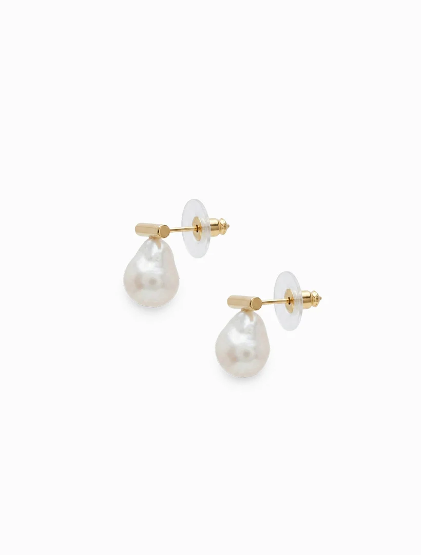 Bar Pearl Studs