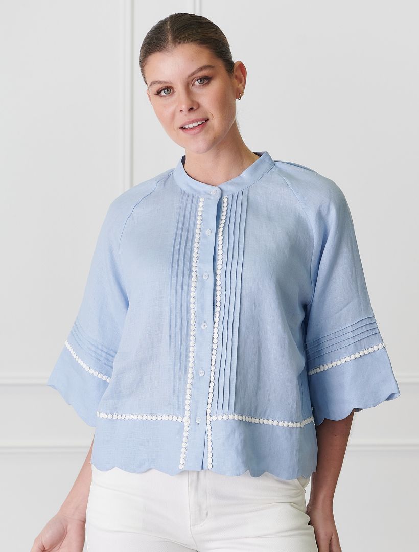 Front view - Blue lace linen shacket