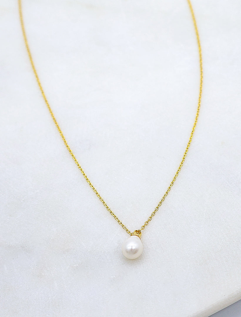 Small Baroque Pearl Drop Necklace Gold