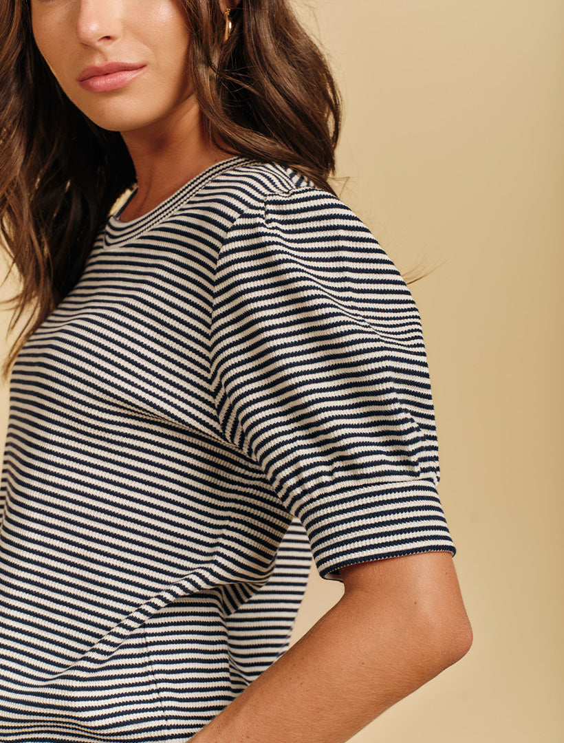Elisa Tee Navy White