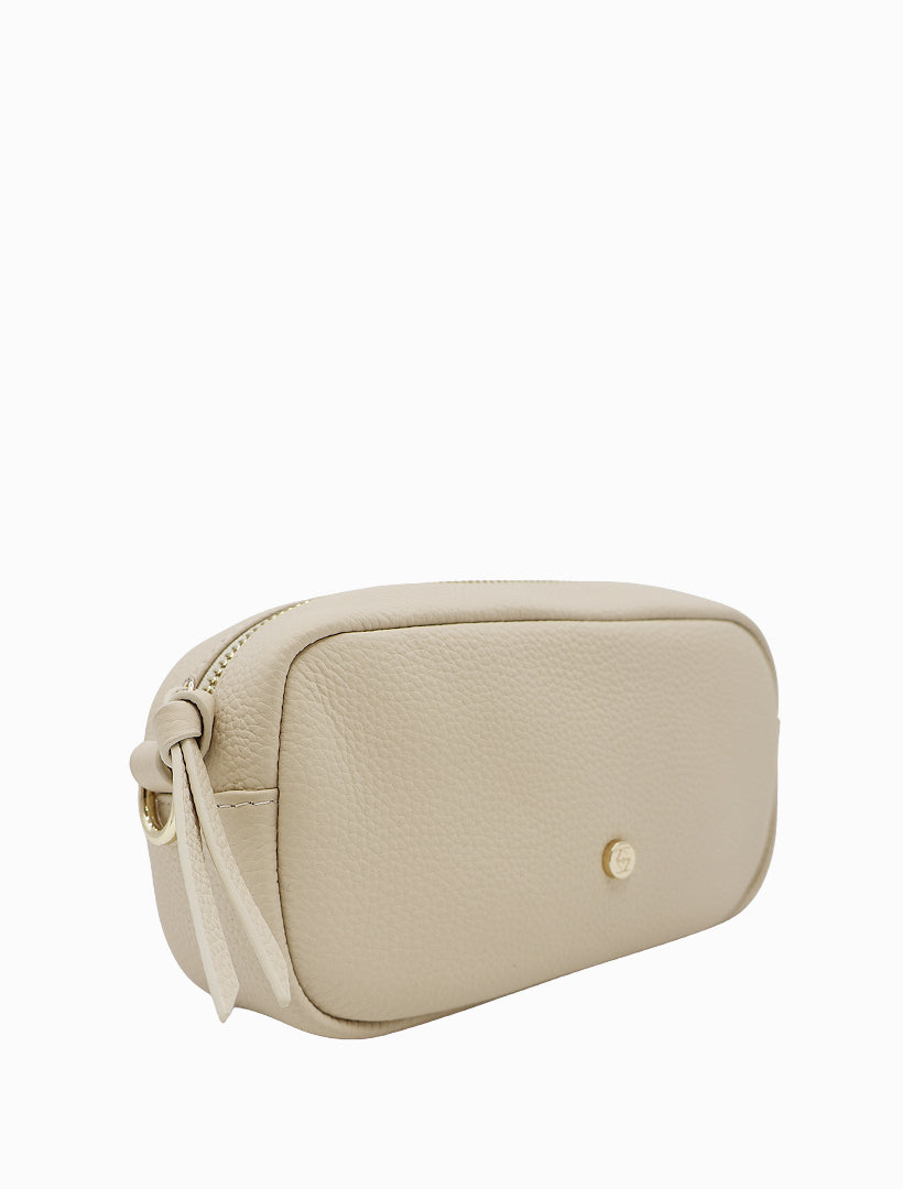 Side view - beige gold chain cross body bag