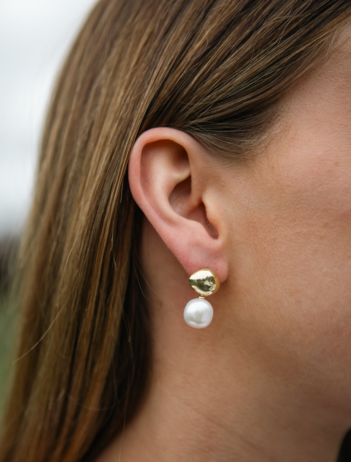 Stud Pearl Drops Gold