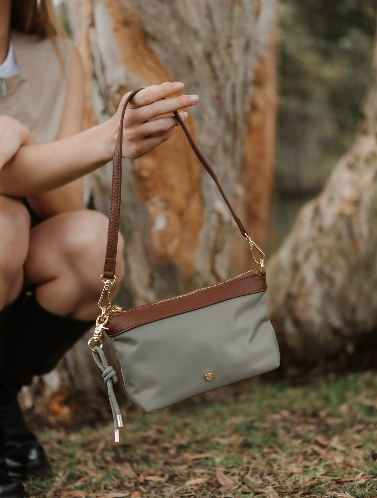 Journey Cross Body Bag Khaki