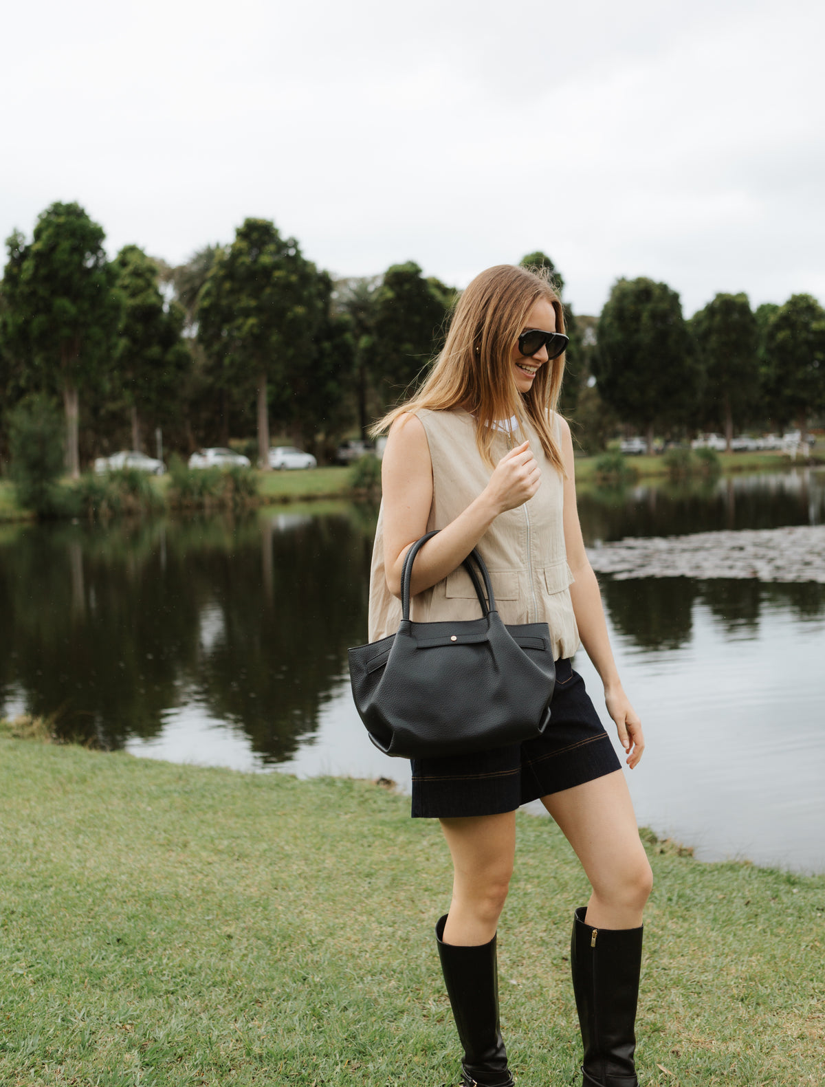 Chiswick Mini Tote Navy