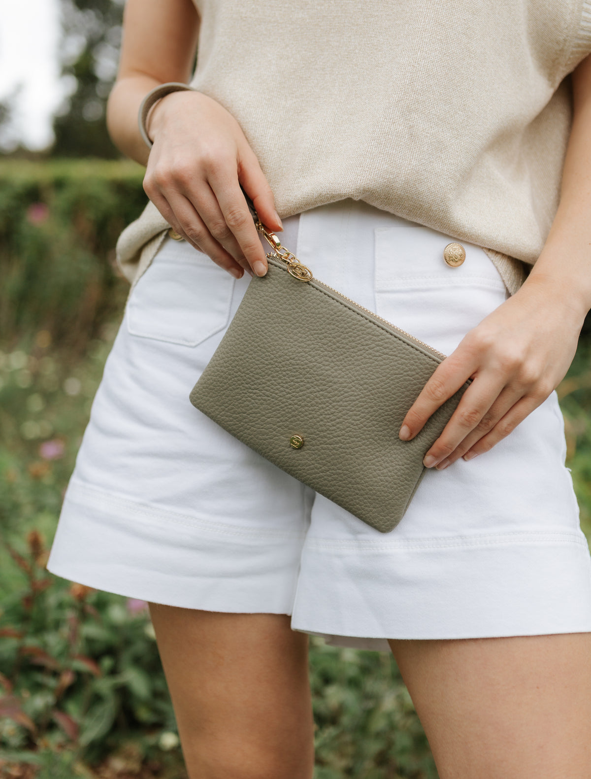 Mia Clutch Khaki