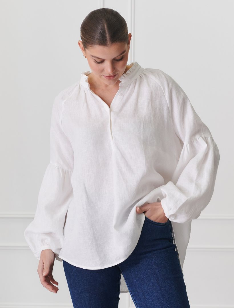 Detail - White free size linen Shirt