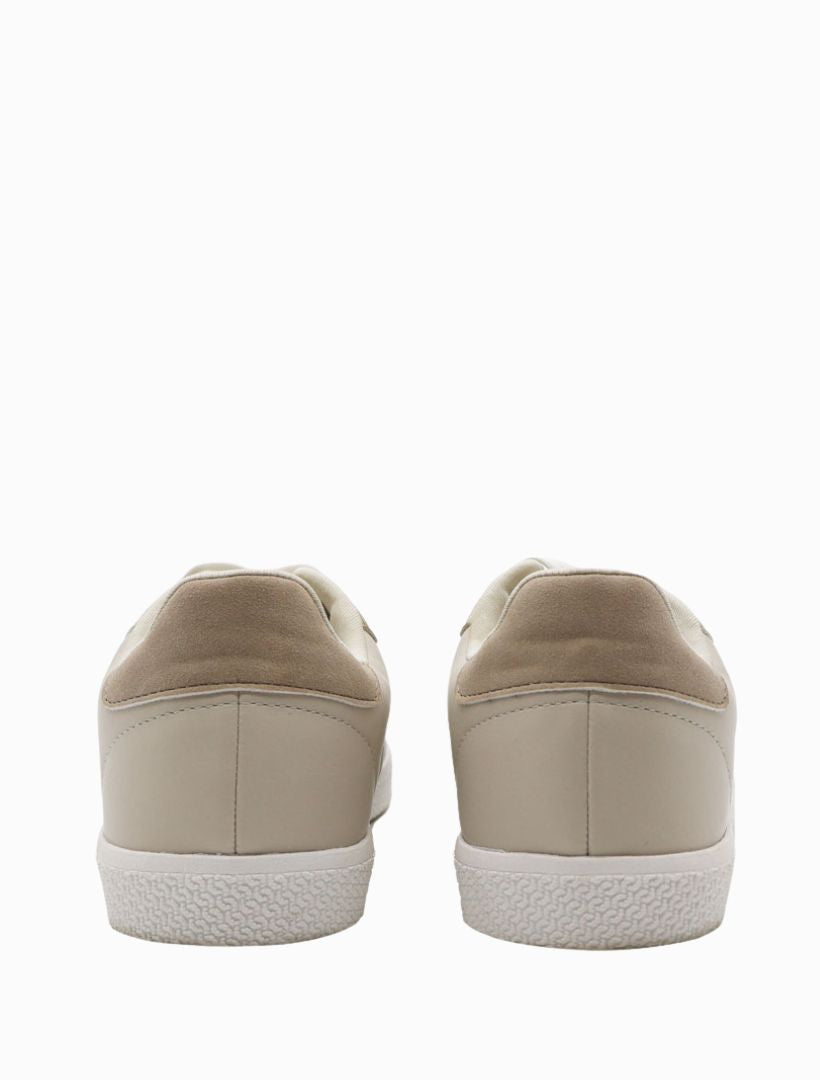 Back view - Taupe sneaker 