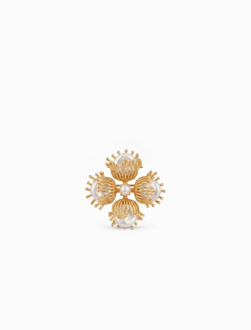 Pearl and Gold Brooch Gold