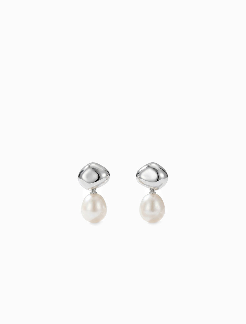 Stud Pearl Drops Rhodium