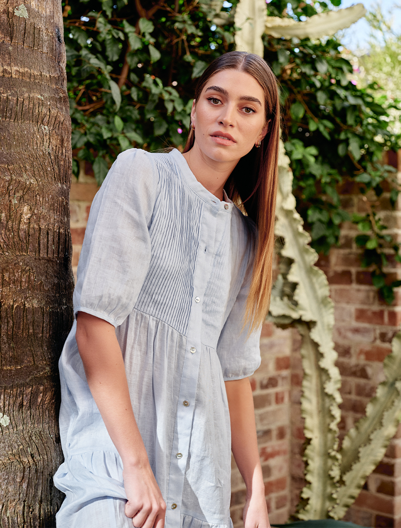 Blue white linen 2024 dress