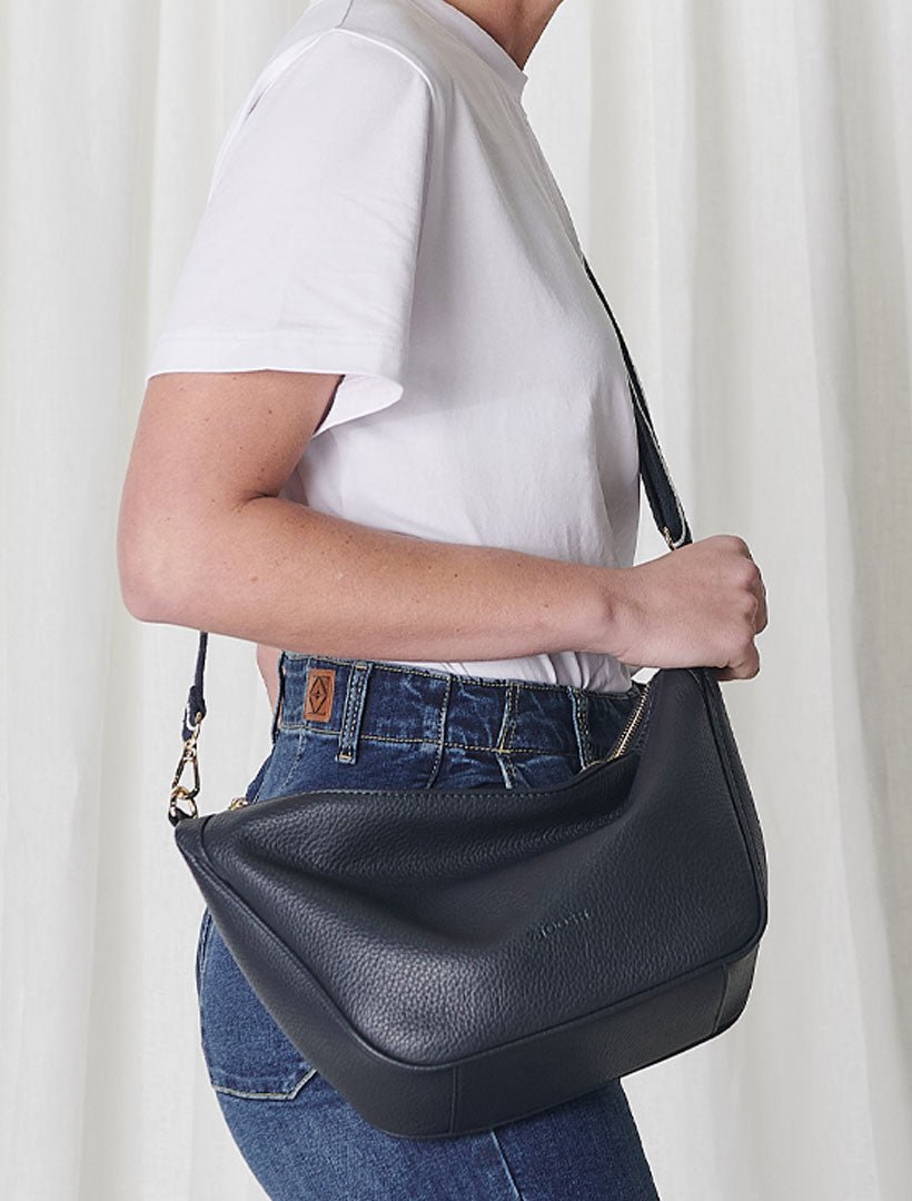 Baster Sling Bag Navy - Zjoosh