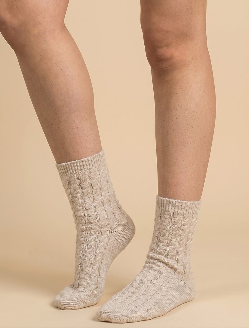 Cashmere Cable Knit Bed Socks Oatmeal - Zjoosh