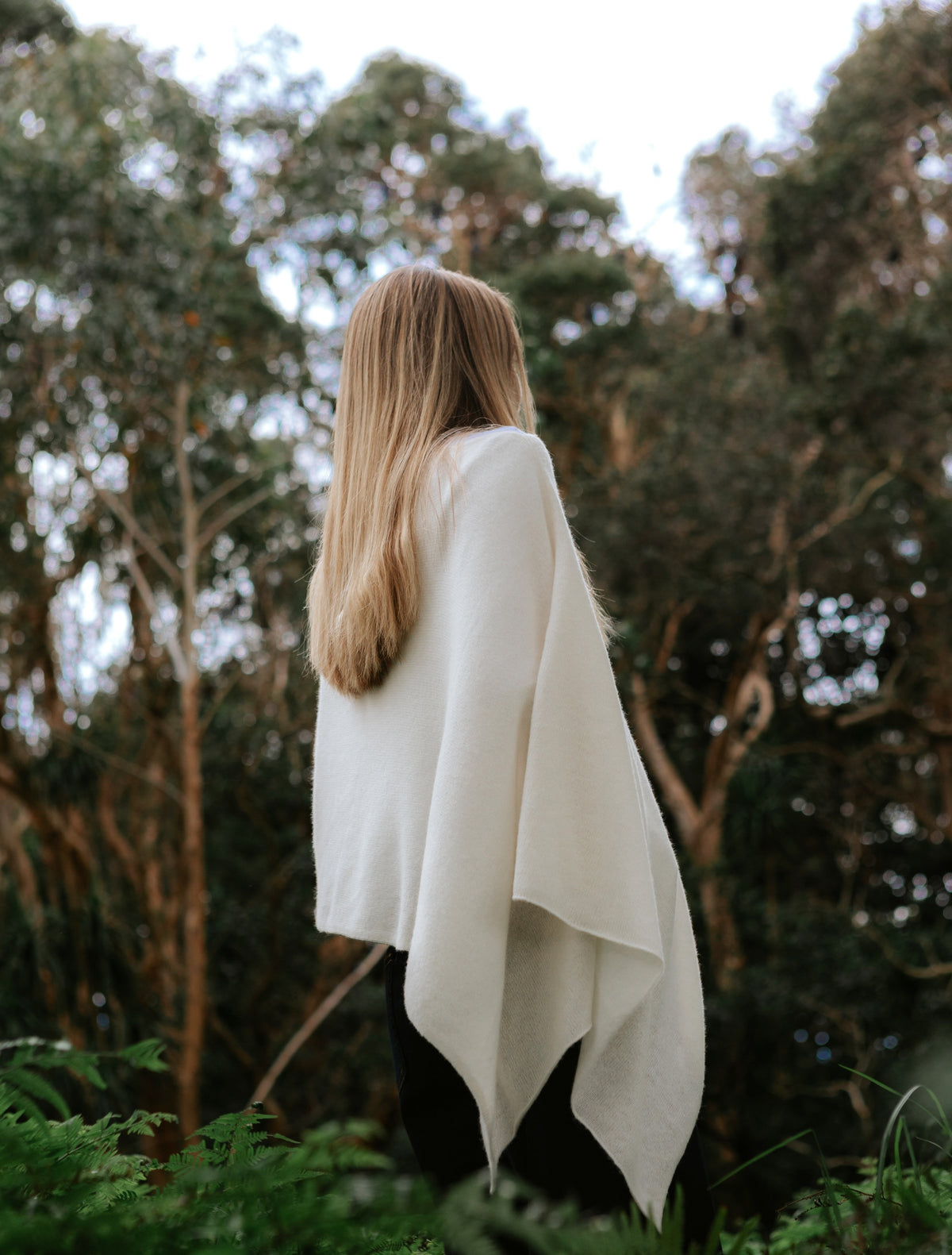 Cashmere Ponchette Cream - Zjoosh