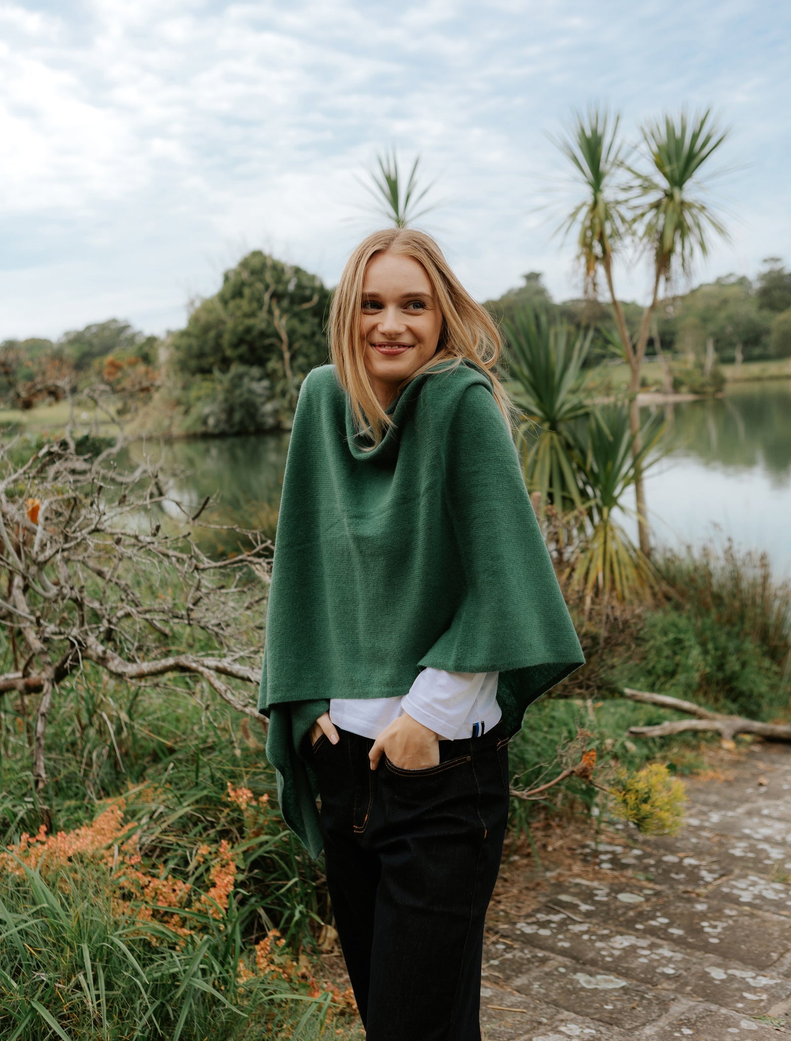 Cashmere Ponchette Green - Zjoosh