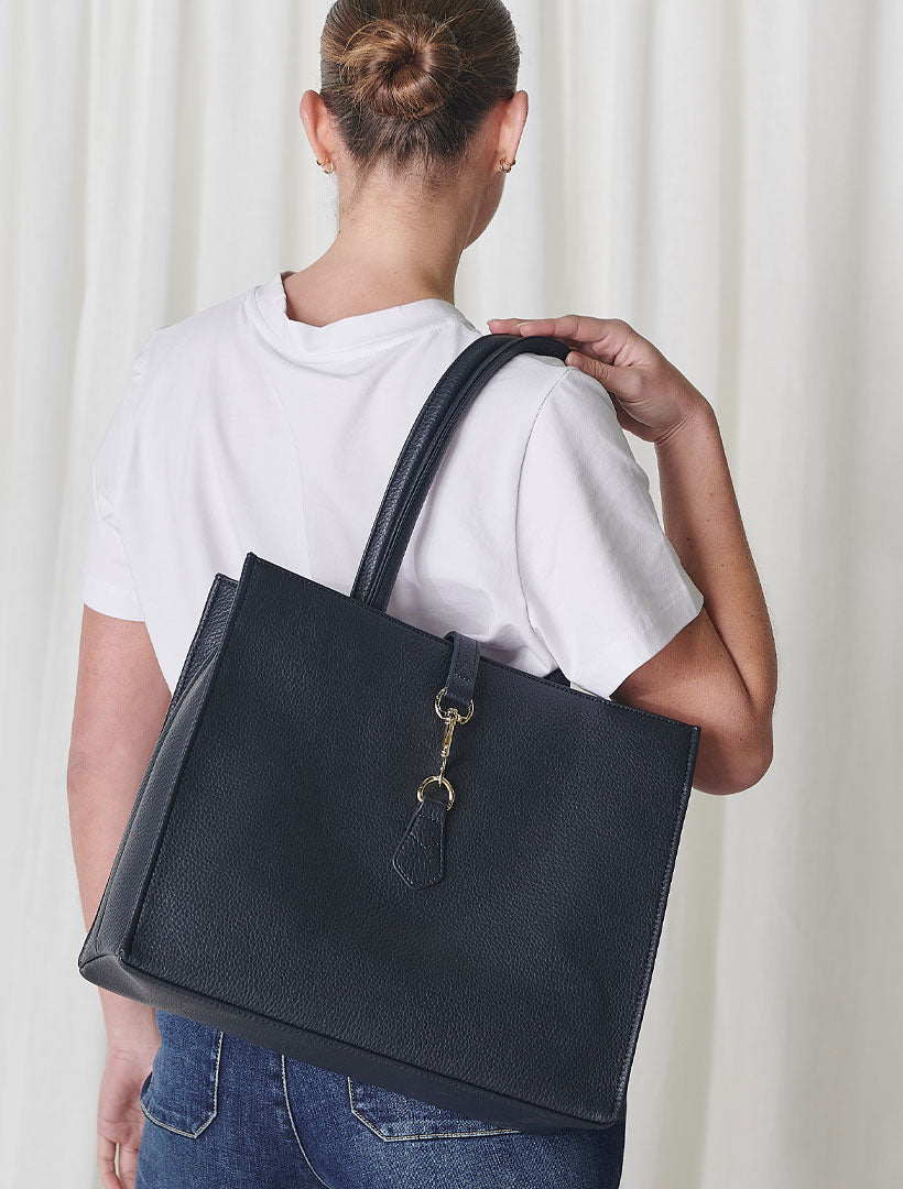 Charlie Tote Navy - Zjoosh