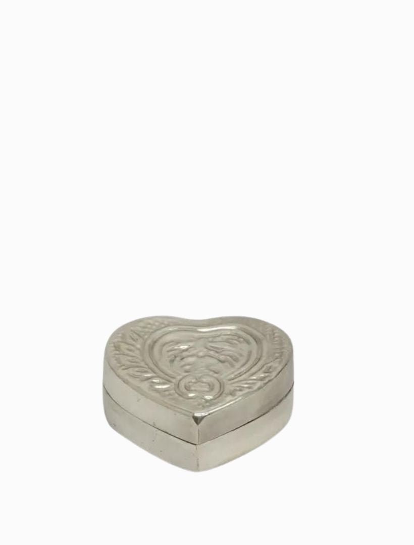 Embossed Heart Box - Zjoosh