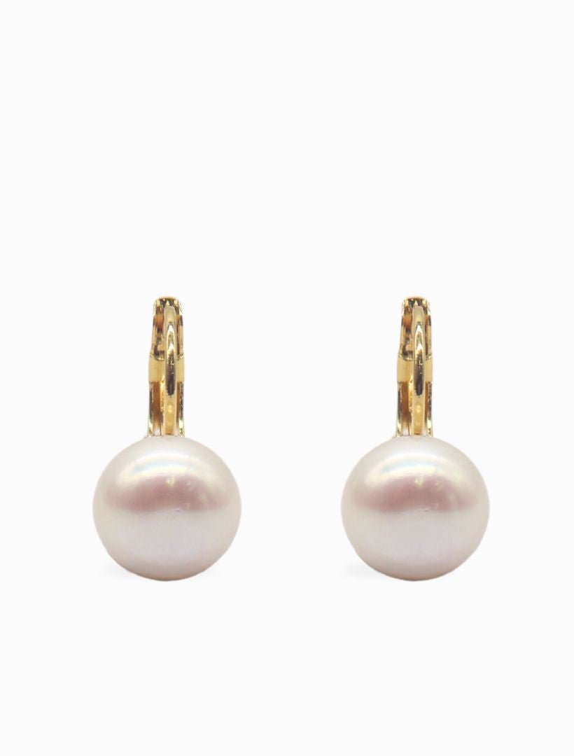 front view of French Hook Pearls Gold - zjoosh