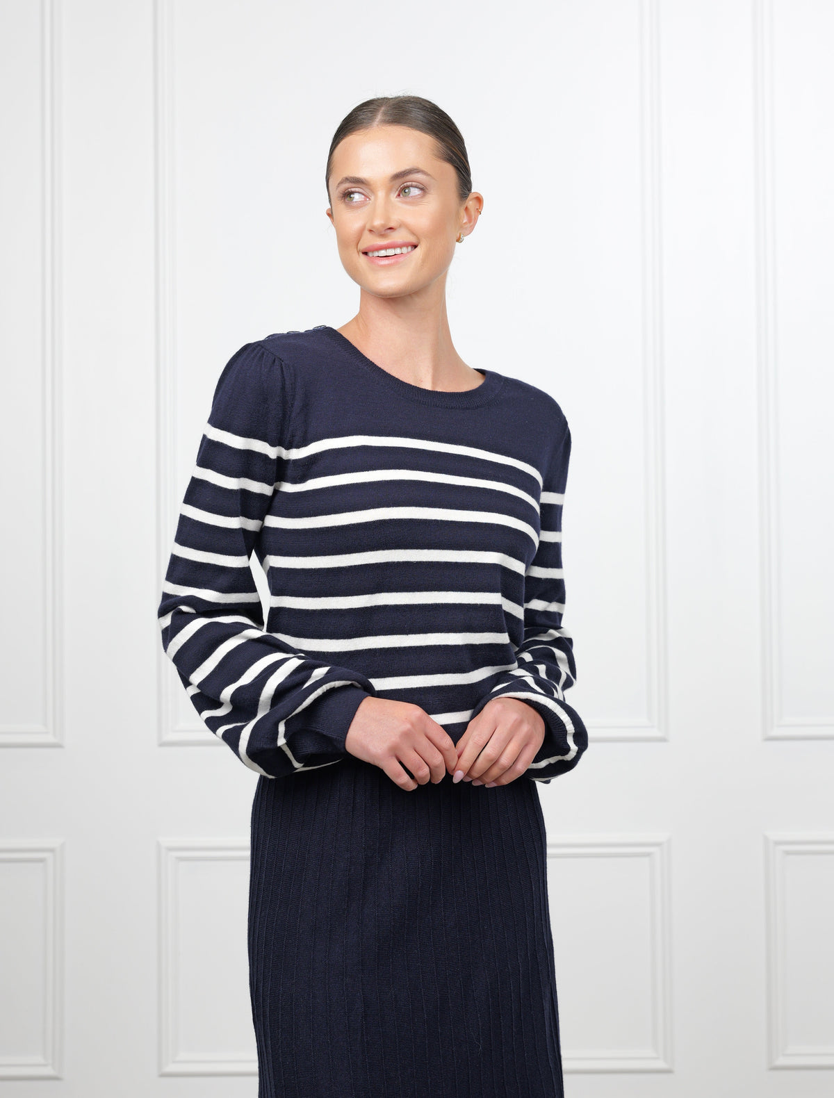 Gwynie White Striped Knit Navy - Zjoosh