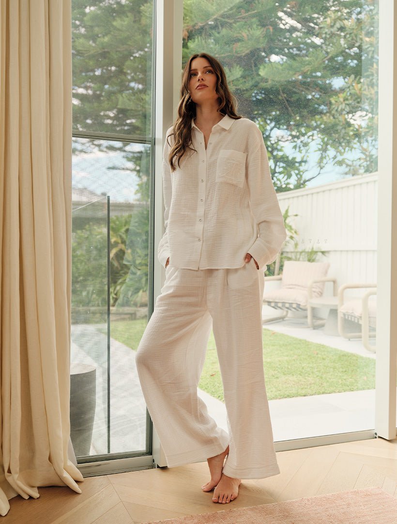 Insignia Cheesecloth Long Sleeve Pyjama White - Zjoosh