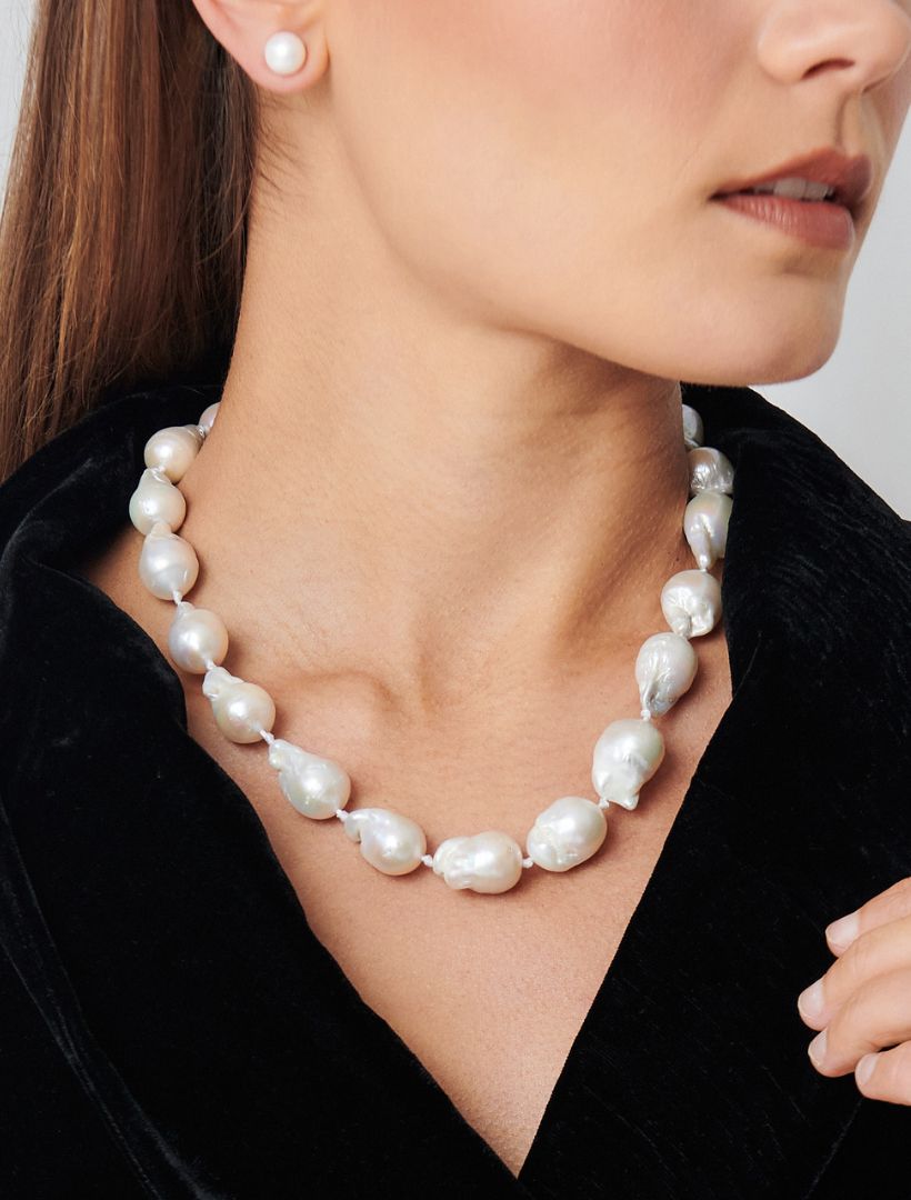 Large Baroque Pearl Necklace - Zjoosh