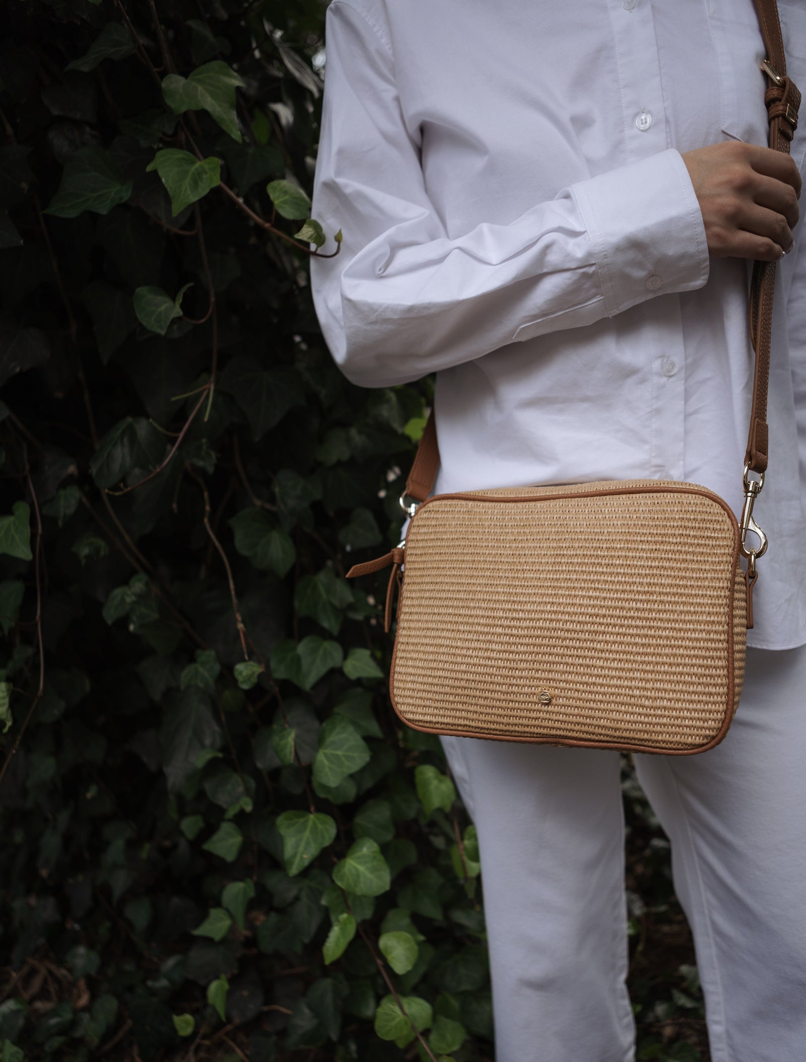 Leah Palma Stud Cross Body Bag Tan - Zjoosh