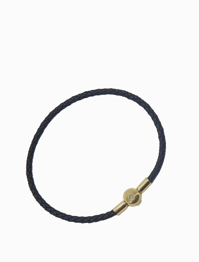 Leather Insignia Bracelet Black - Zjoosh