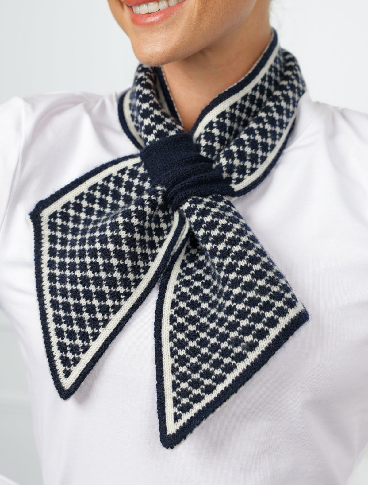 Louis Cashmere Twilly diamond Jacquard Navy - Zjoosh