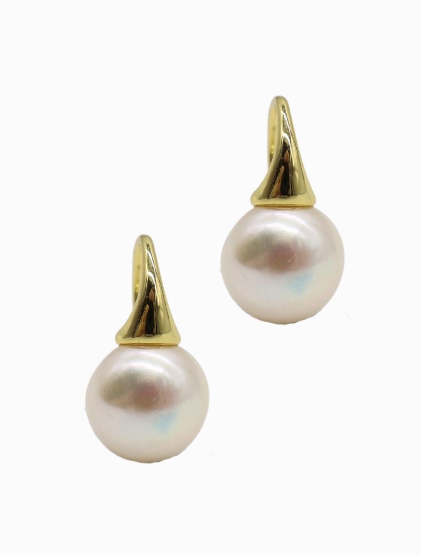 front view of small gold hook earring with pearl drop 