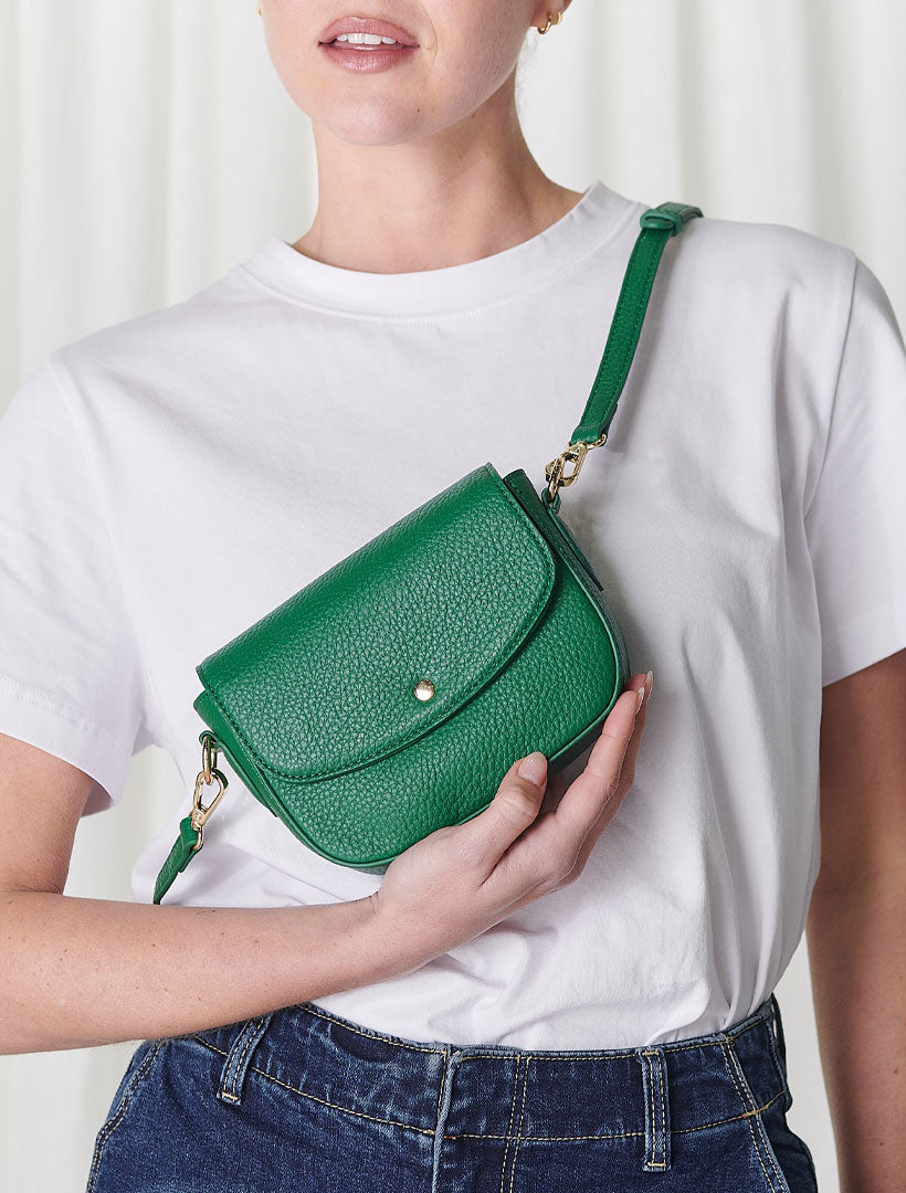 Model wearing zjoosh green crossbody bag