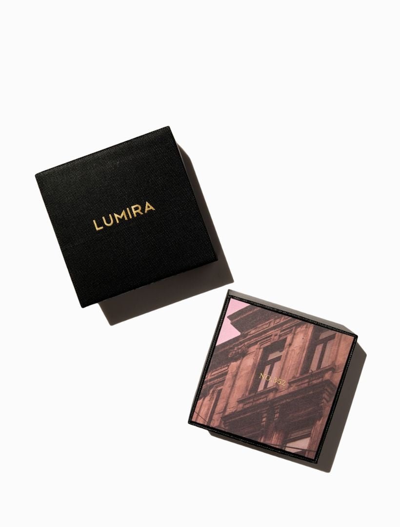 No352 Leather & Cedar Candle - Zjoosh