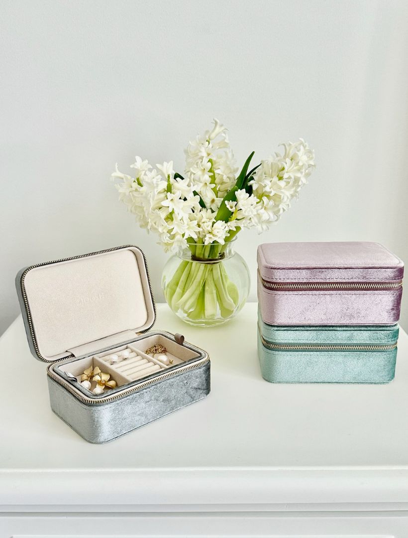 Rectangle Jewellery Case Silver - Zjoosh