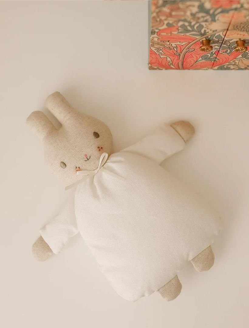 Riley Bunny Rattle Ivory - Zjoosh