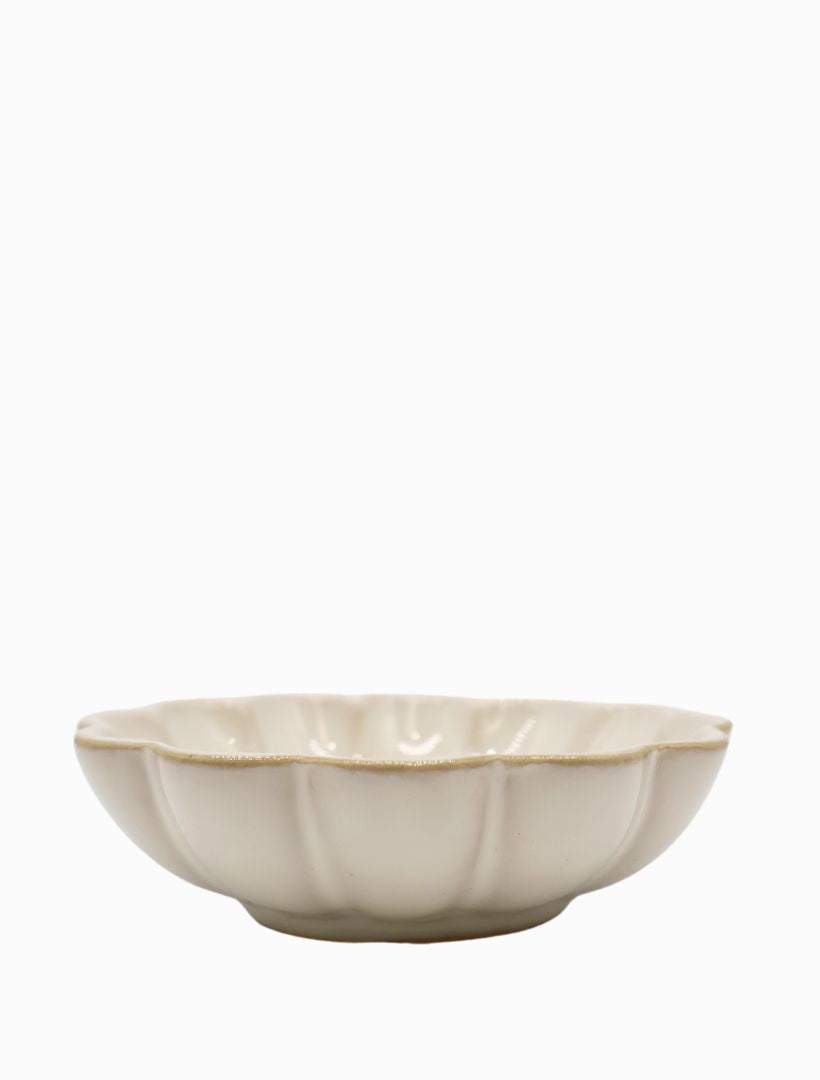 Front view - white scallop bowl large