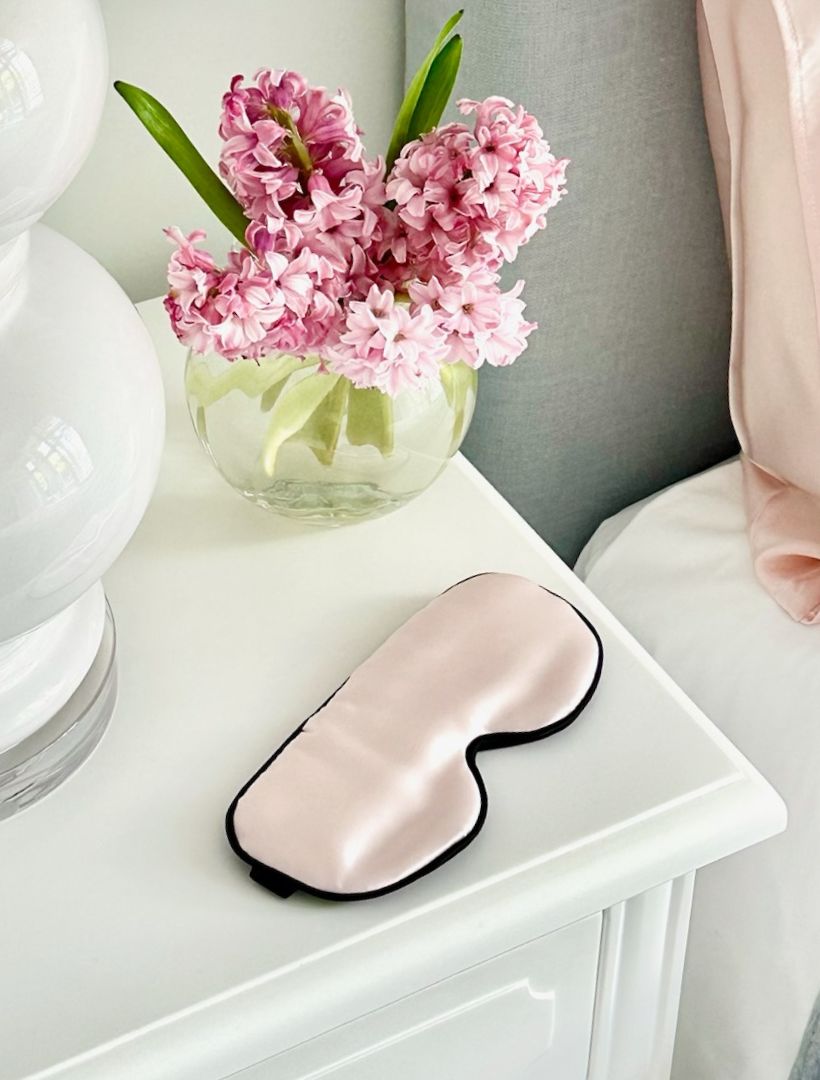 Silk Eye Mask Pink - Zjoosh