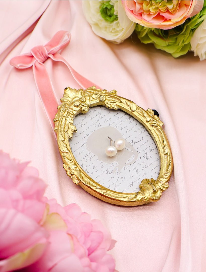 Small Pearl Stud White - Zjoosh