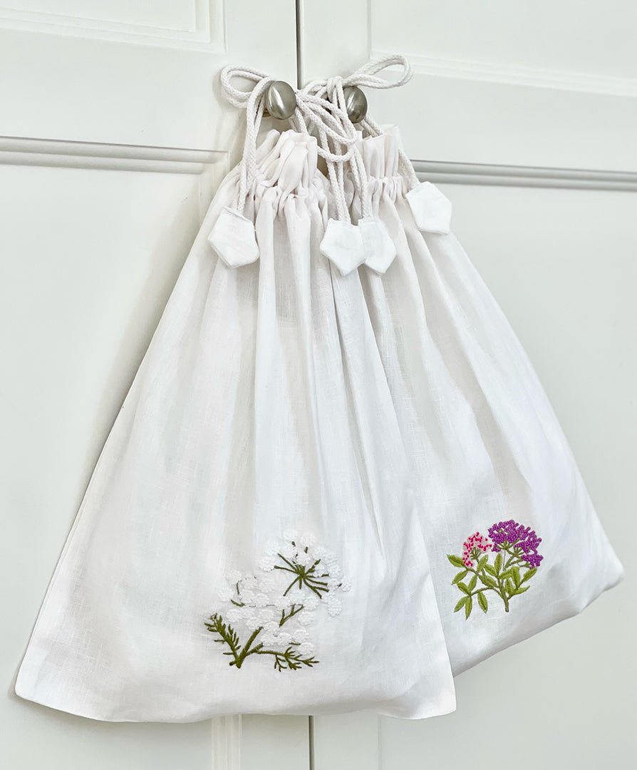 Embroidered Lace Flower Laundry Bag - Zjoosh